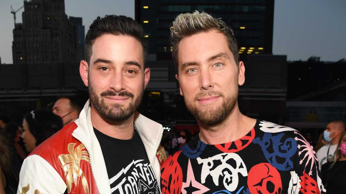Lance Bass Is Ready to Be a Dad! 'Hopefully We'll Be Pregnant by End of  Next Year,' He Says