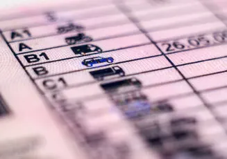 Führerschein finanzieren mit einem Kredit von FINANZCHECK.de