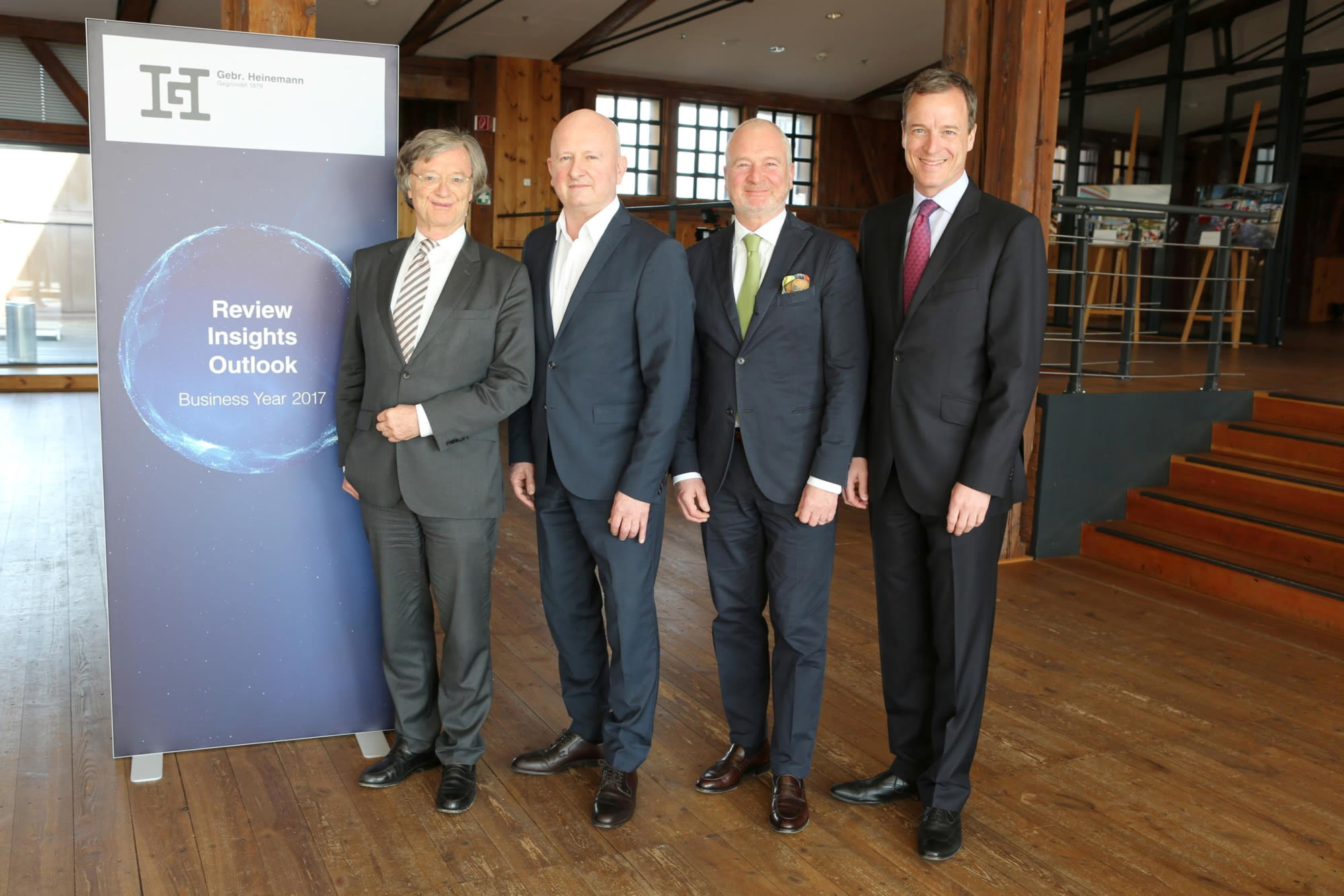 https://www.gebr-heinemann.de/var/corporate/storage/images/_aliases/k2000/6/1/5/1/641516-1-eng-GB/GH%20Annual%20Press%20Conference%202.jpg