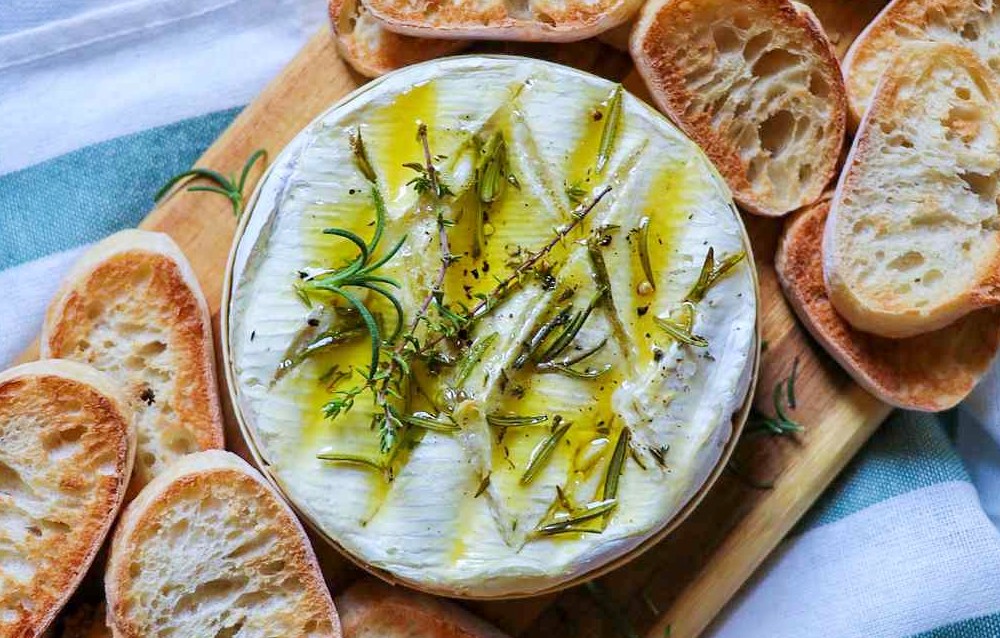 Camembert packaging 