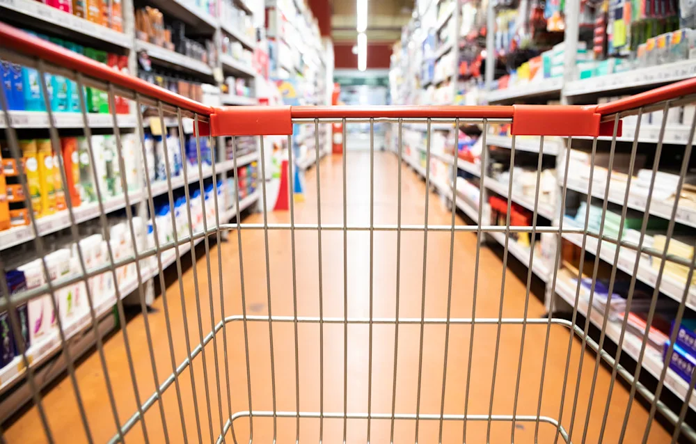 perspective-view-shopping-trolley-cart-with-superm-2026-01-08-07-58-32-utc