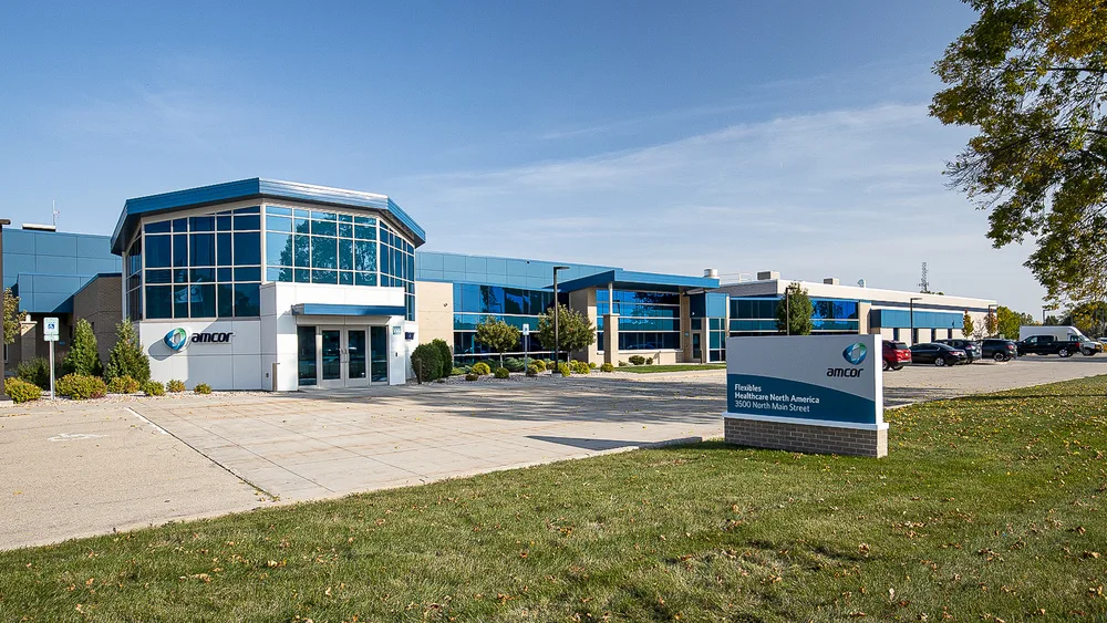 Oshkosh Healthcare Exterior