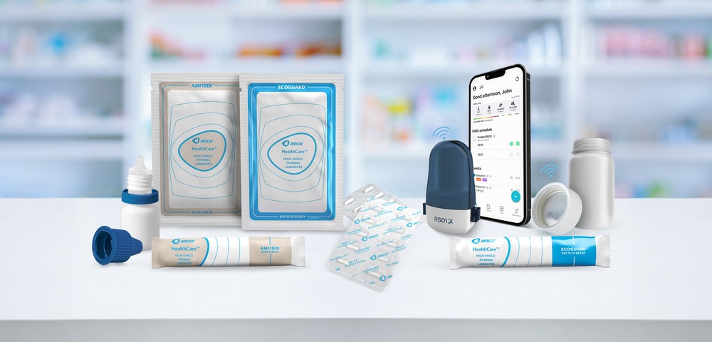 Healthcare monitoring system with packaging and smartphone app