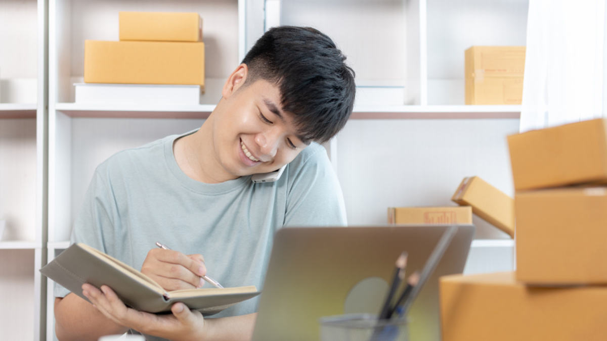 How to Make Money Dropshipping