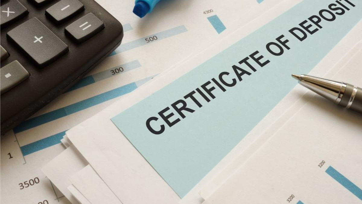 What Are CDs (Certificates of Deposit)?