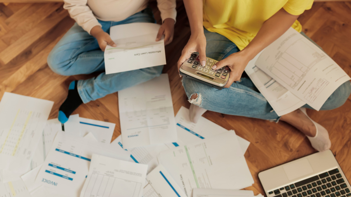 How to Manage Buy Now, Pay Later Payments When You're Struggling