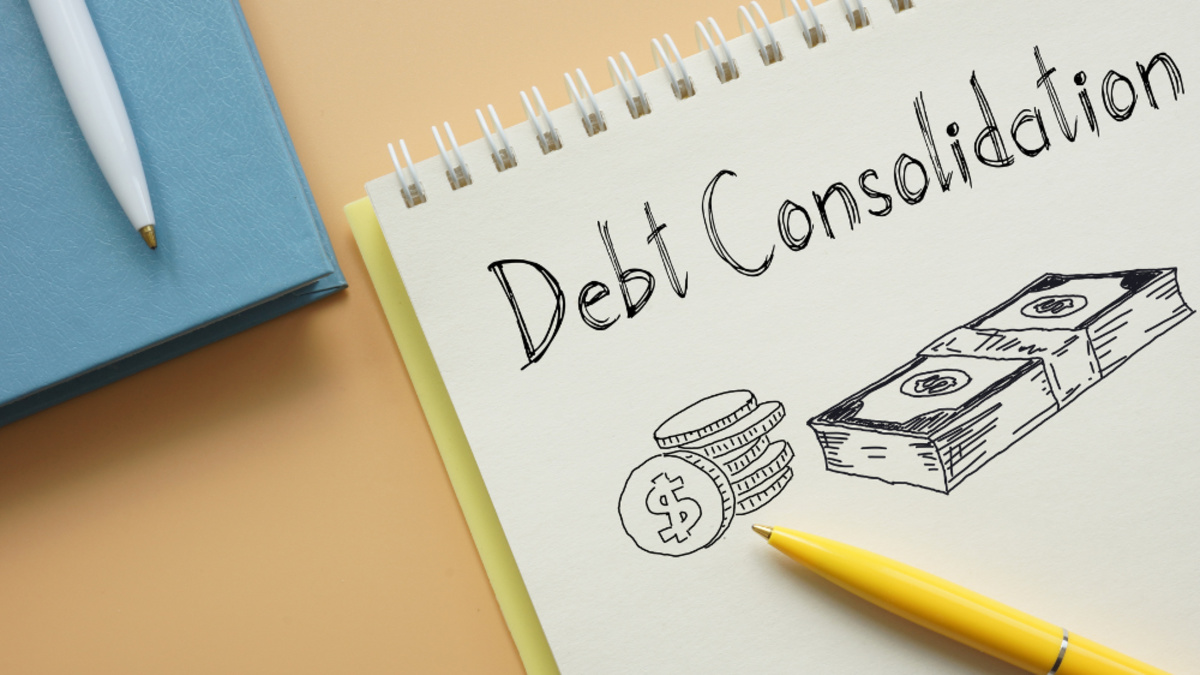 Best Ways to Consolidate Debt & Get Finances Under Control