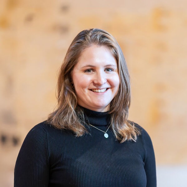 Headshot of Esther Leith. Photo (c) RSC