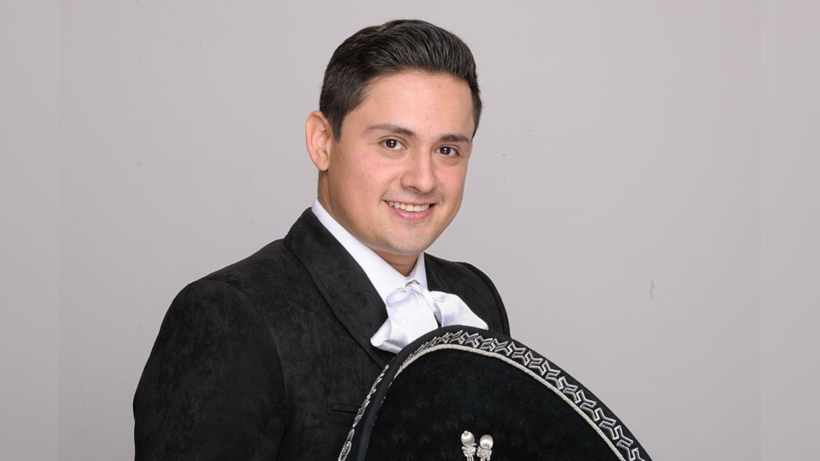 Featured image of post Adrián Bedolla “El Jilguero” consolida su ascenso: logra sold out en La Marakita en tiempo récord