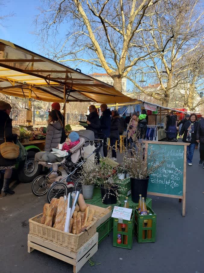 How to set up a farmers market stall to make your products shine 