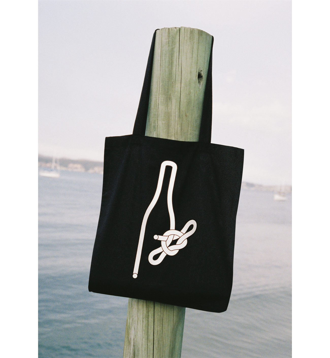 lost-art-loose-ends-natural-wine-branding-merchandise-bag-photography-chris-hopkins