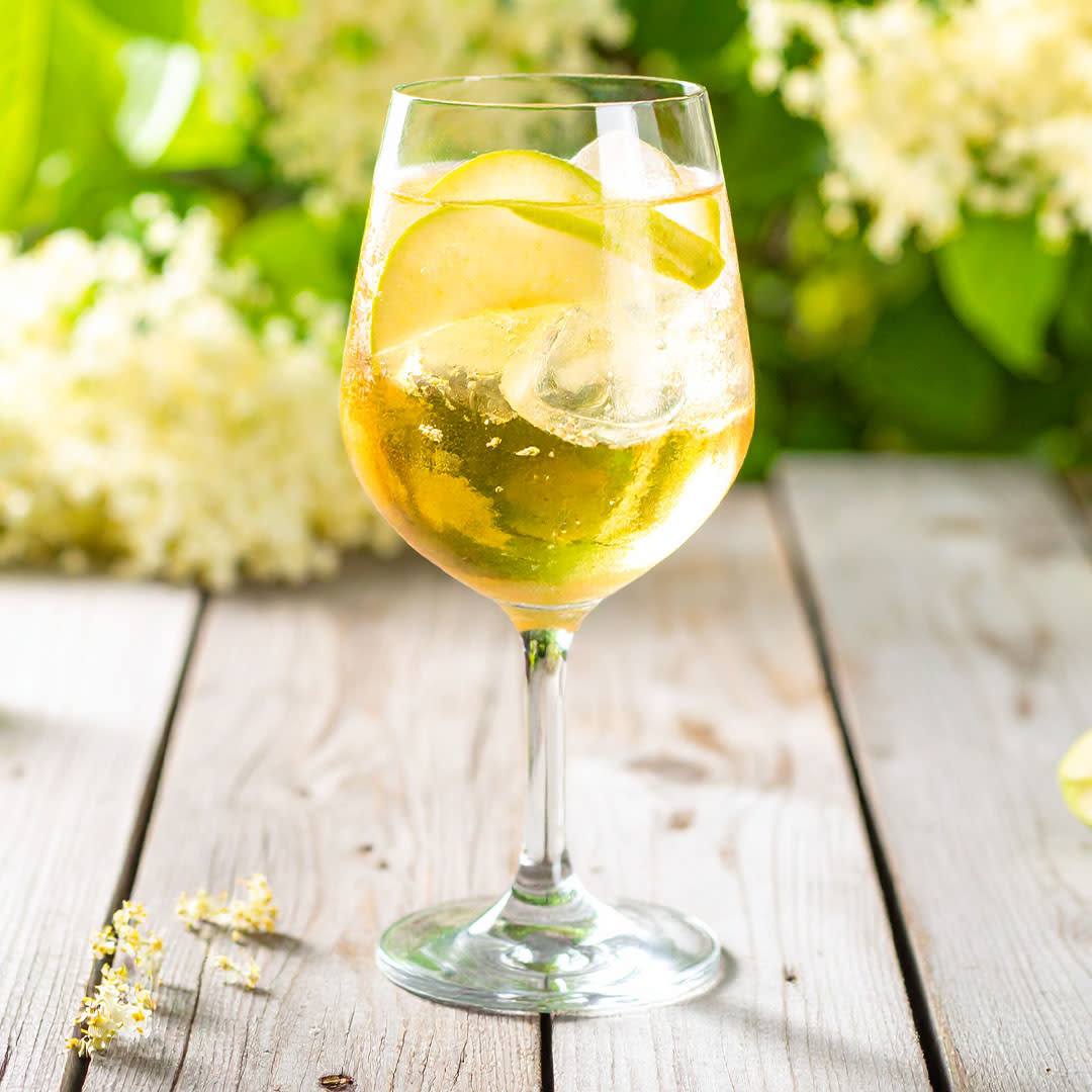 Img - Hyldeblomst og Æble Cocktail