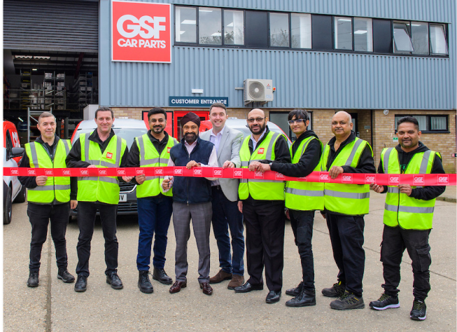 Desktop image - Landing Page - Image on Right