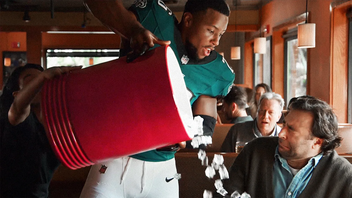 Applebee's is Serving NFL