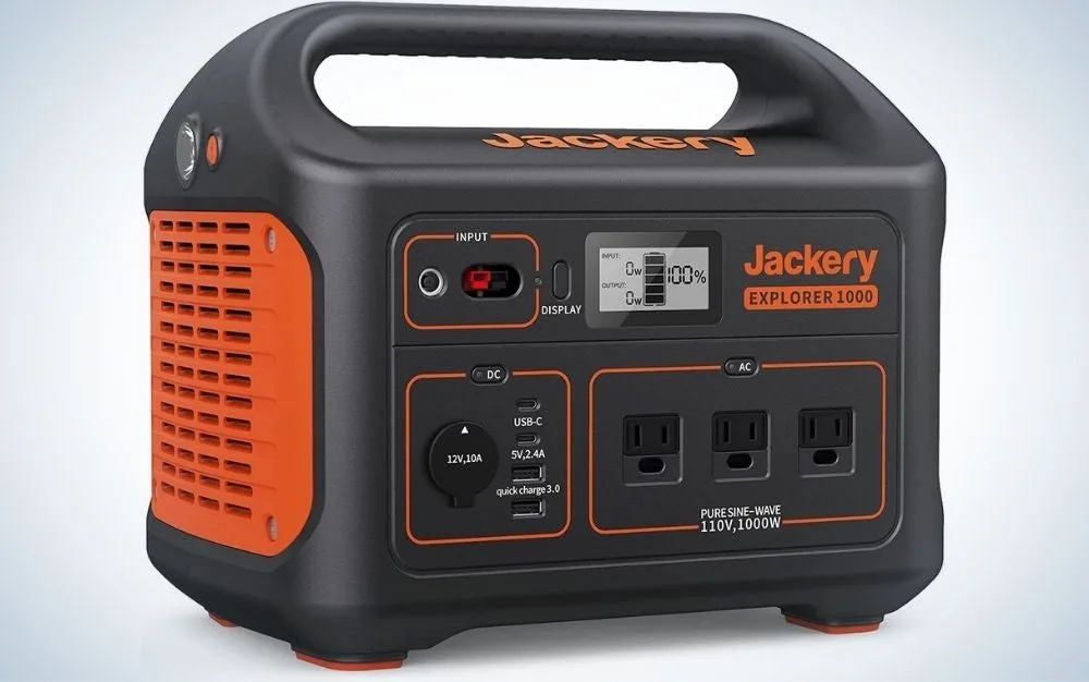 Jackery Explorer 1000 solar generator