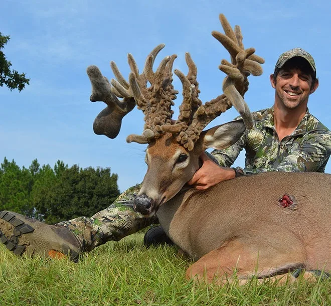 hunter with huge Georgia cactus buck