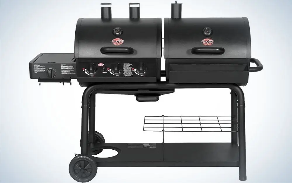 A black dual grill and both black together with two movable legs and two stable holders.