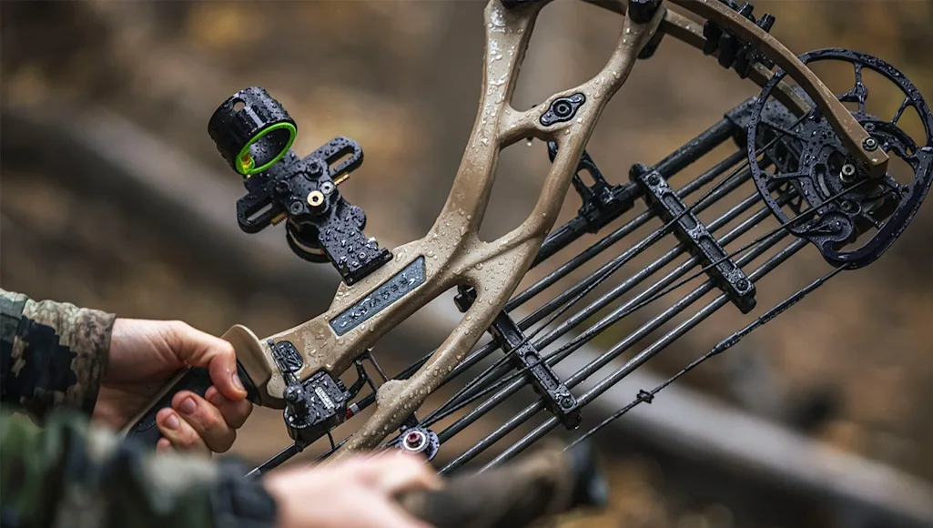 photo of Hoyt RX-7 compound bow