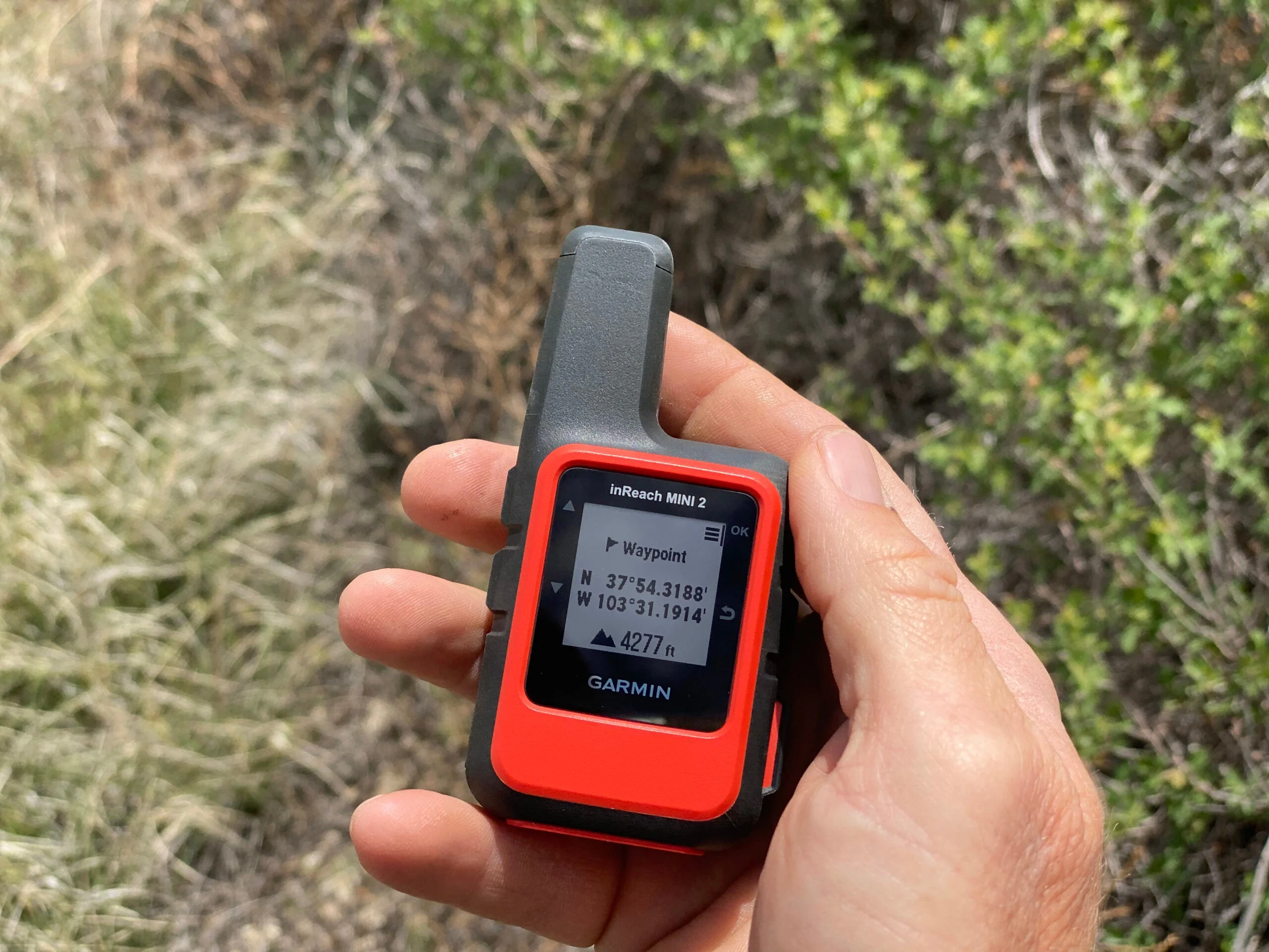 Garmin inReach Mini 2 satellite communicator