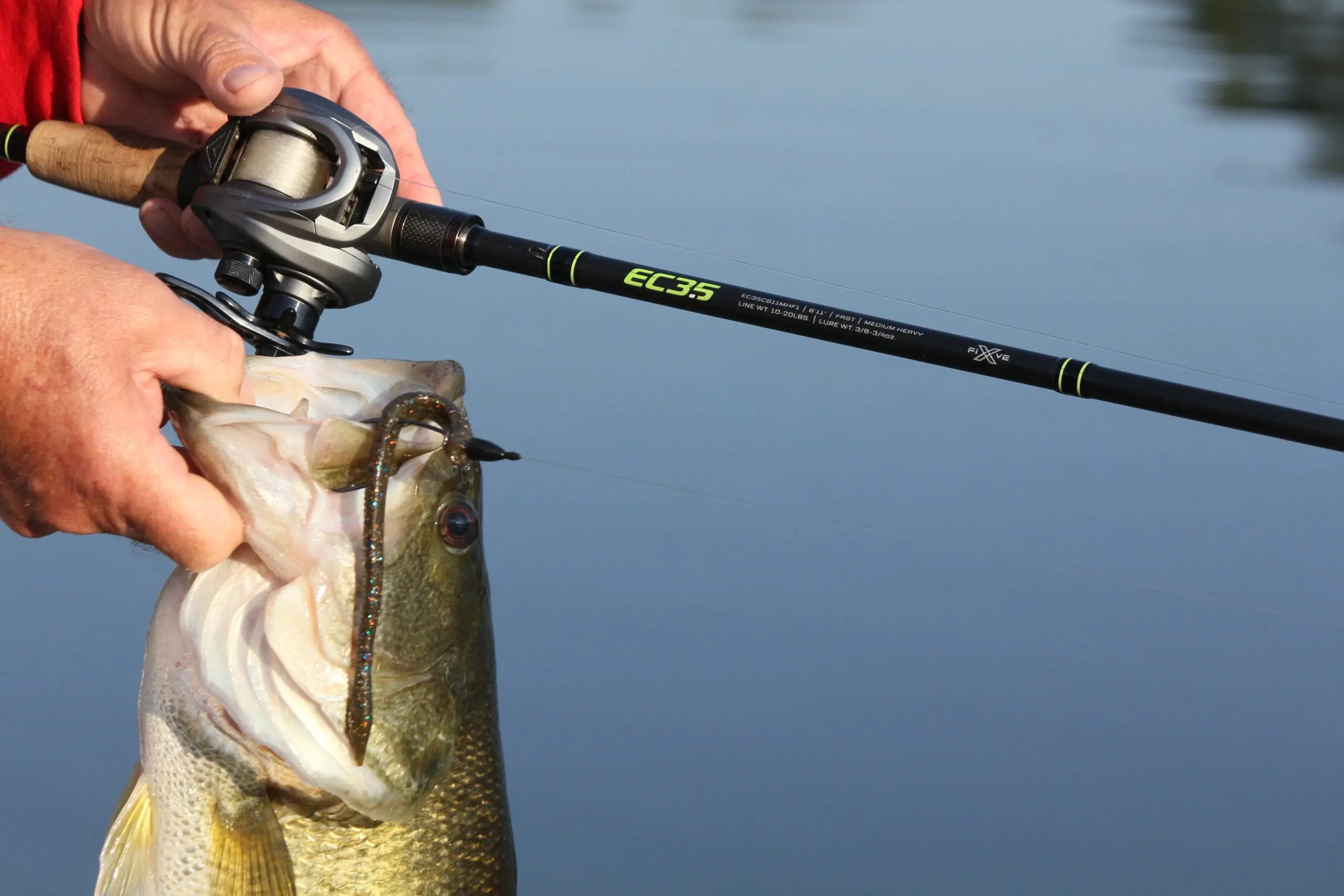 learn how to cast a baitcaster for bass