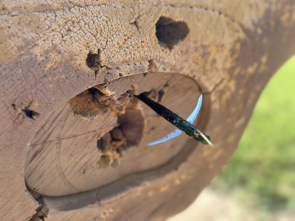 Evolution Hyde Broadheads testing on plywood target