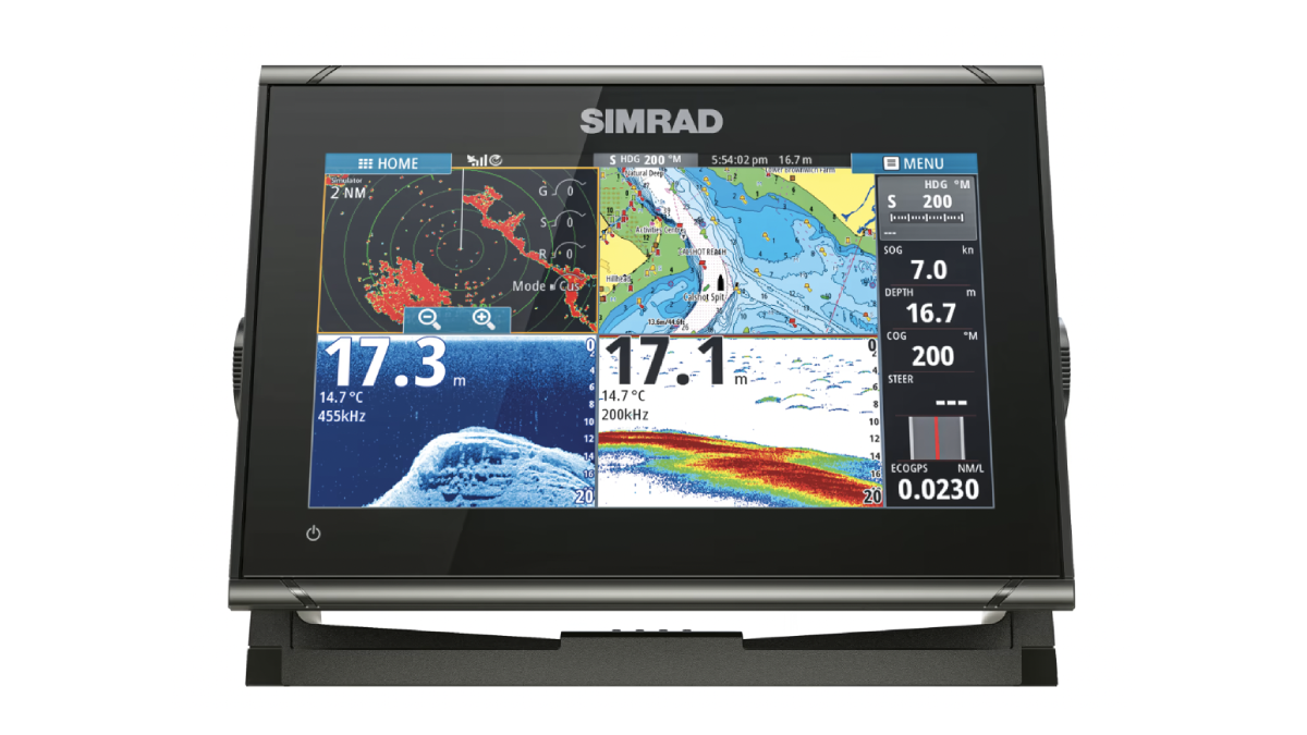 Simrad GO9 XSE Chartplotter Fish Finder on white background