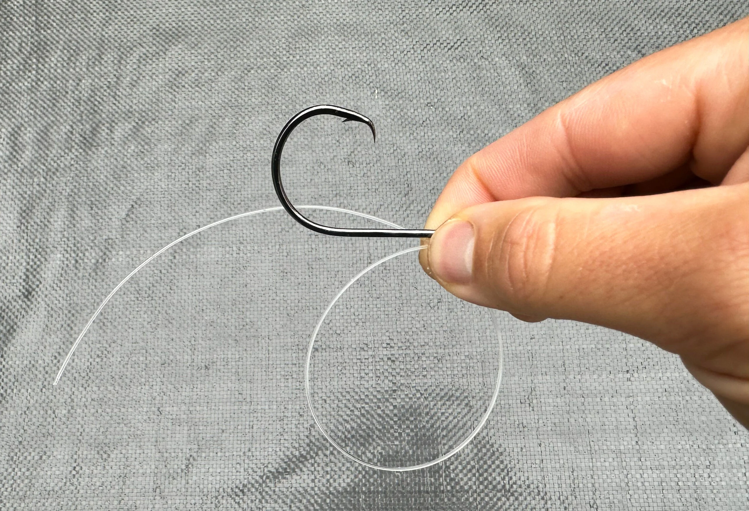 the second step in how to snell a fishing hook