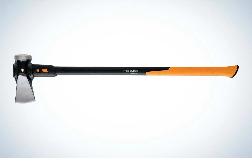 Fiskars IsoCore Maul axe on gray and white gradient background