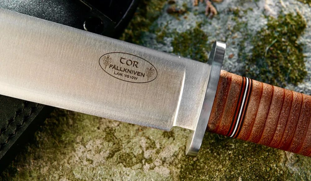 Close-up of Fallkniven NL1L Thor Bowie Knife blade