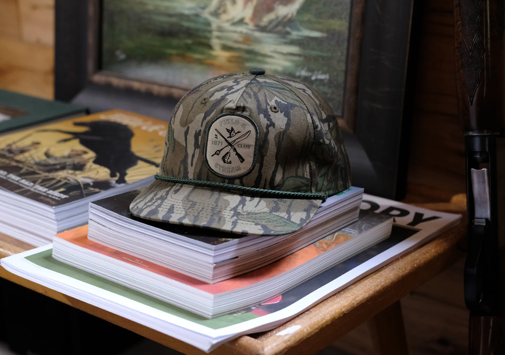 090925_Merch membership hat