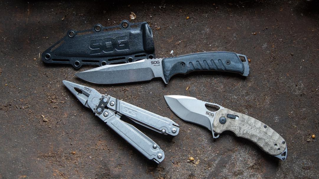 SOG folding Knives