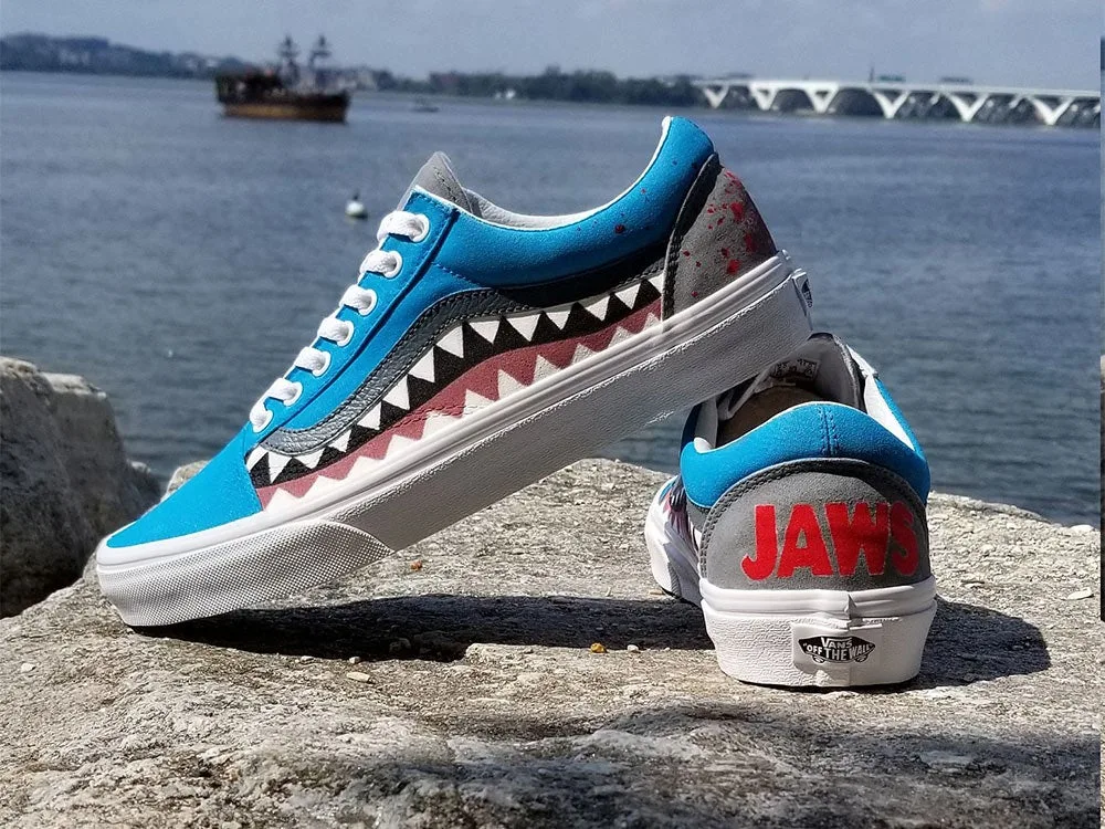 Vans Old Skool Jaws Edition