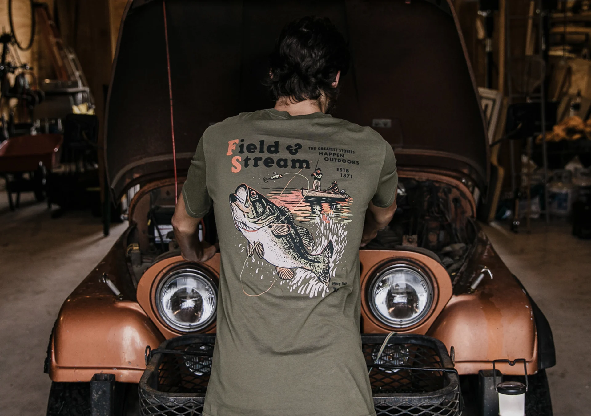 081825_merch
