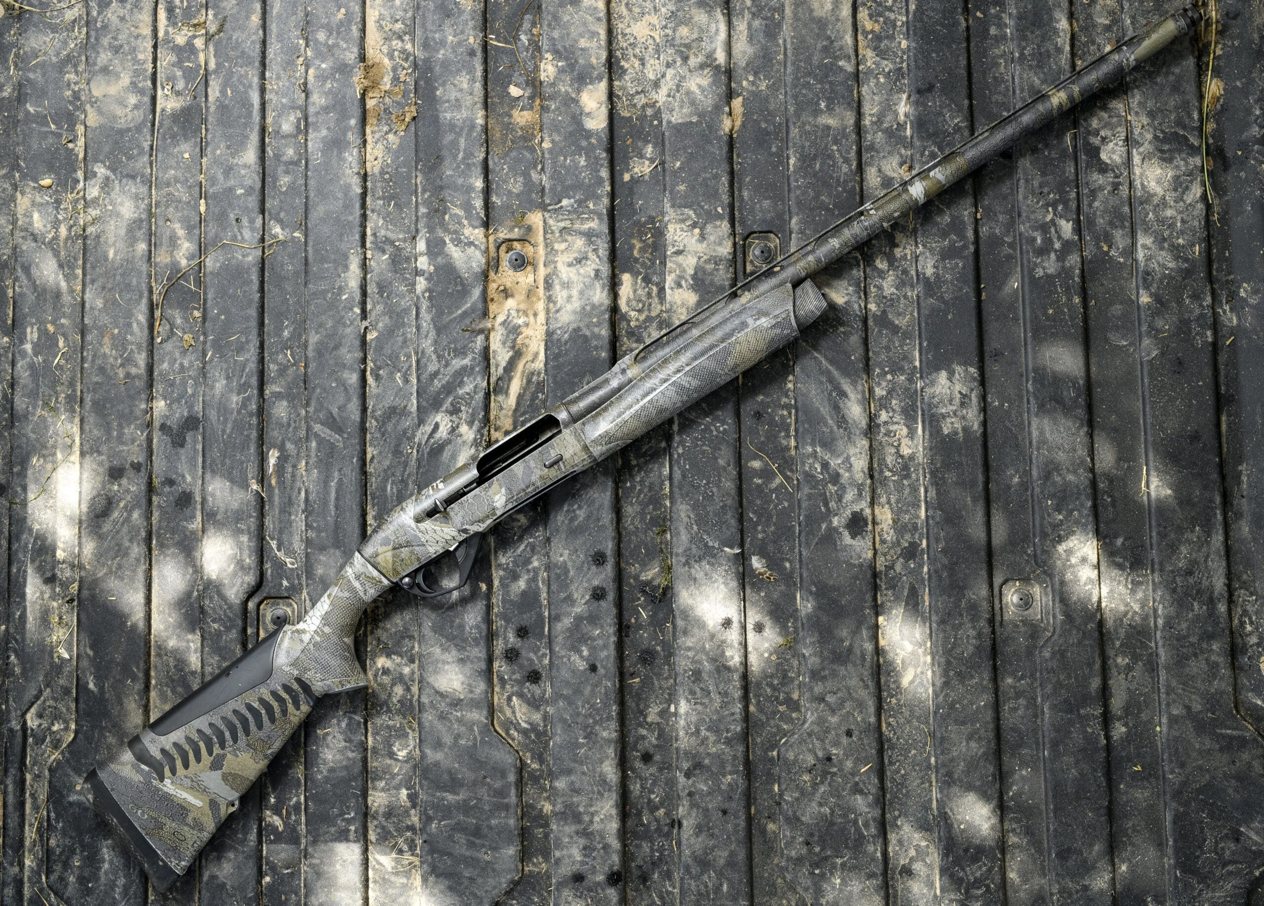 The benelli super black eagle 3 shotgun