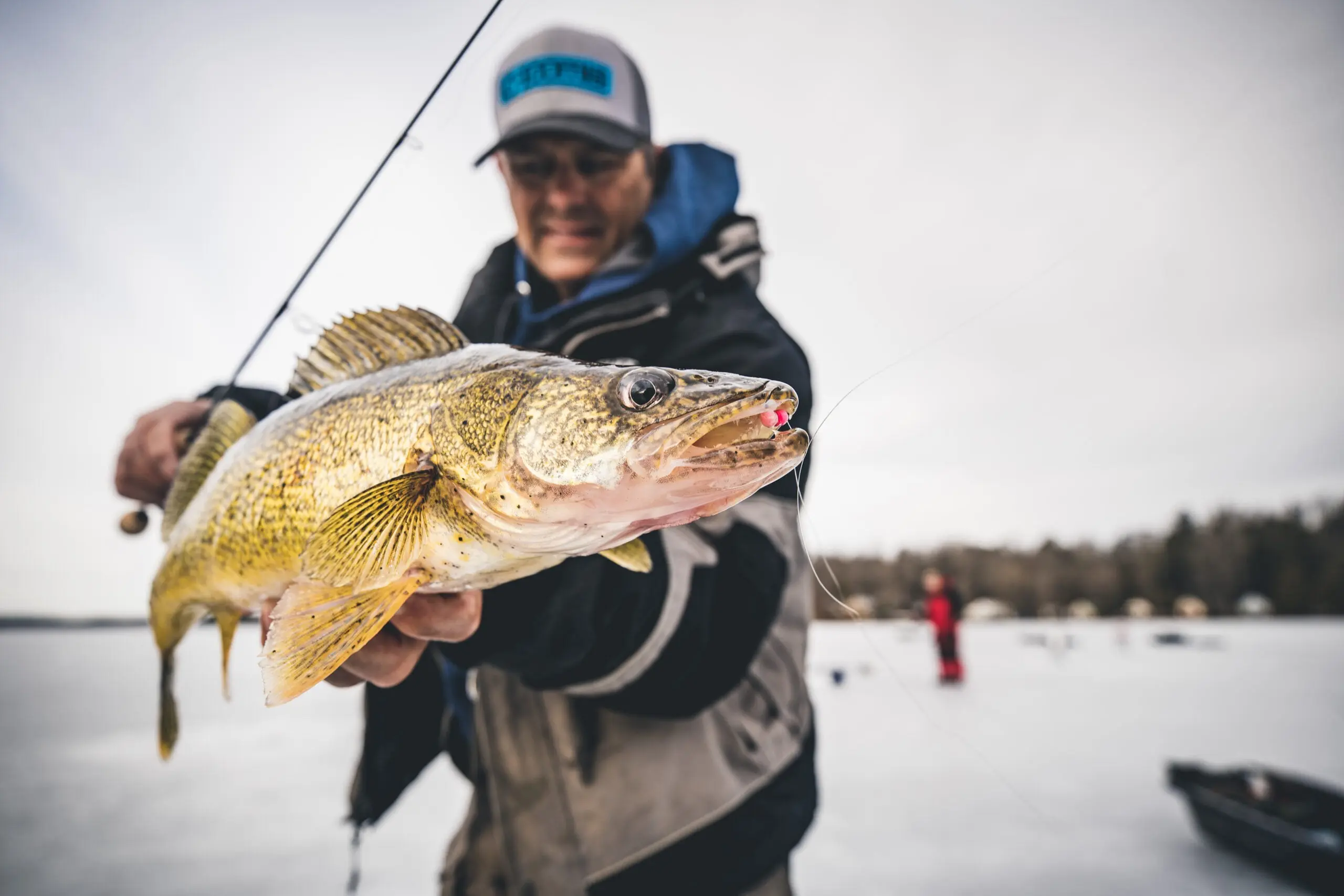 walleye ice fishing