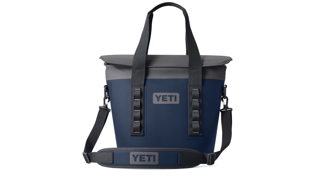 Yeti Hopper M15 Cooler on white background