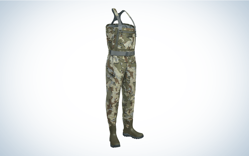 Kuiu Wader on blue and white background