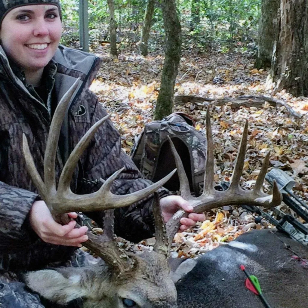 Erica Gates with her 2014, 156 1/8 P&amp;Y buck from Alabama.