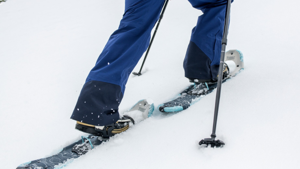 Woman snowshoeing in Tubbs Snowshoes