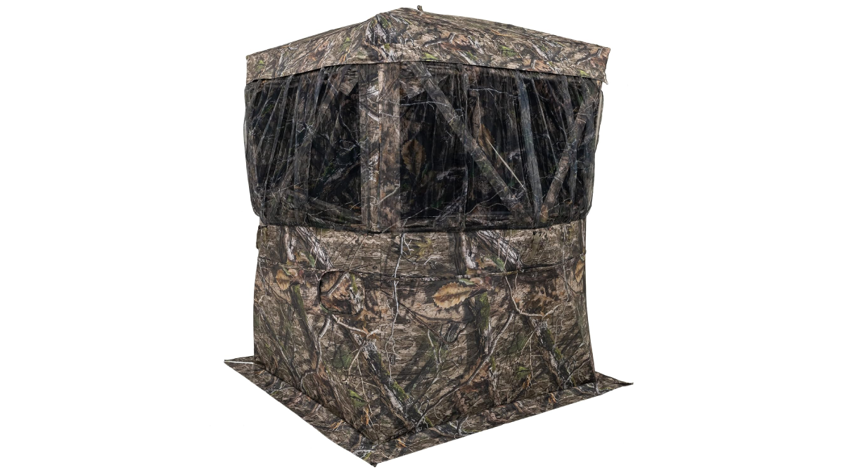 Browning Envy Hunting Blind on white background