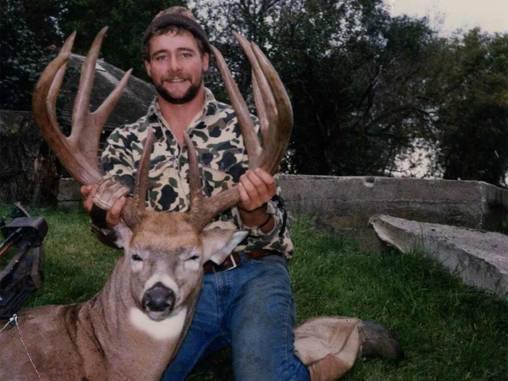 Curt Van Lithâs mega-giant 1986 buck