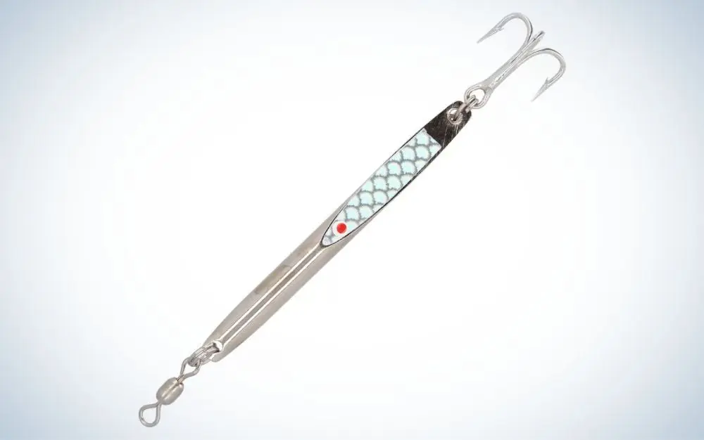 Deadly Dick is the best beach lure for Spanish mackerel.