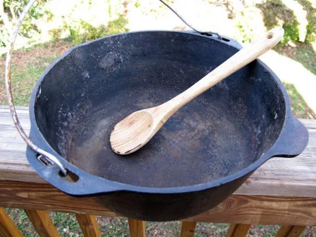 A poorly treated cast iron dutch oven ready for restoration.