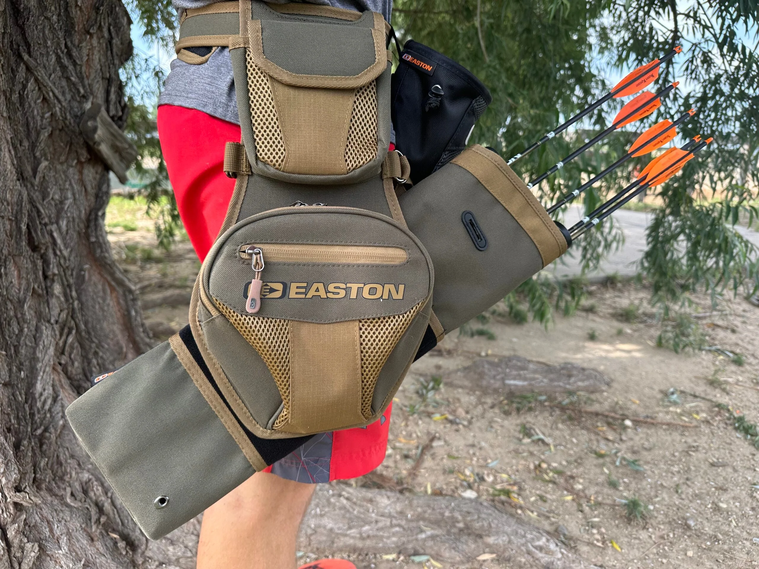 easton bow quiver