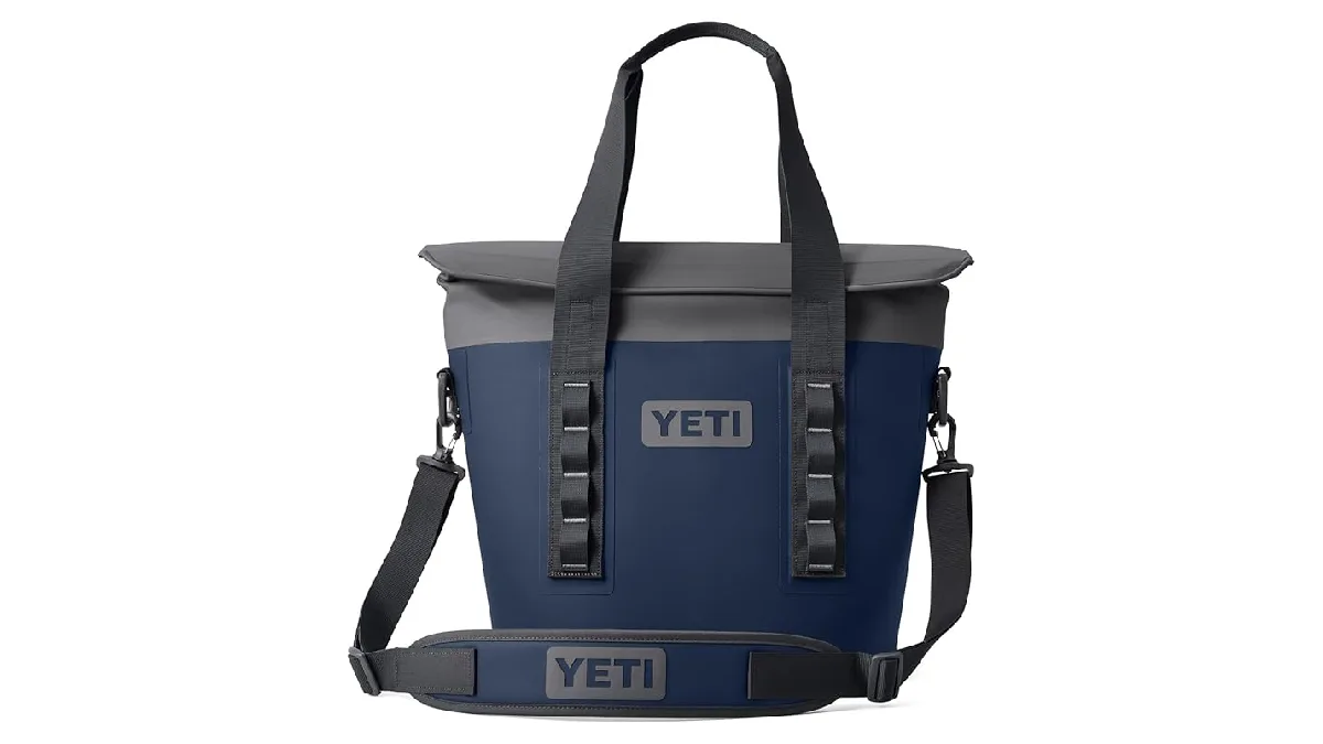 Yeti Hopper M15 Soft Cooler on white background