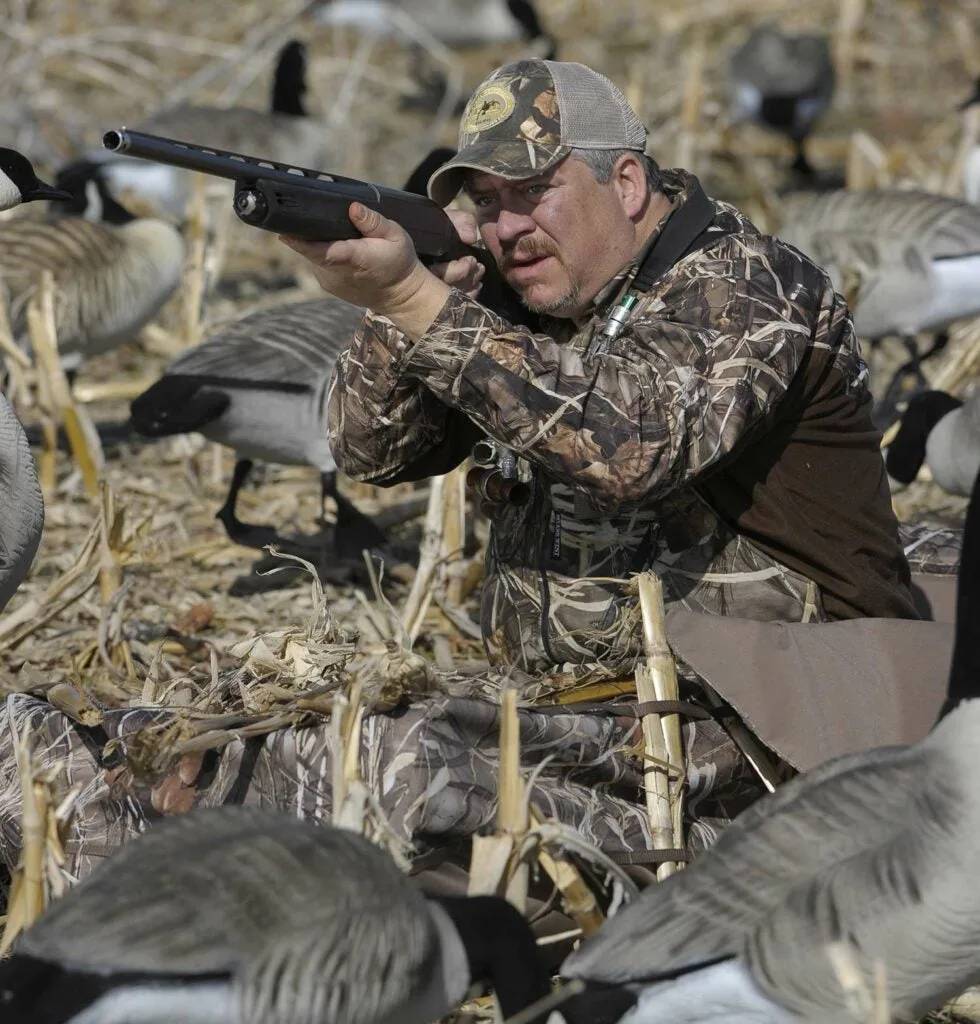 how to hunt late season geese, hunter