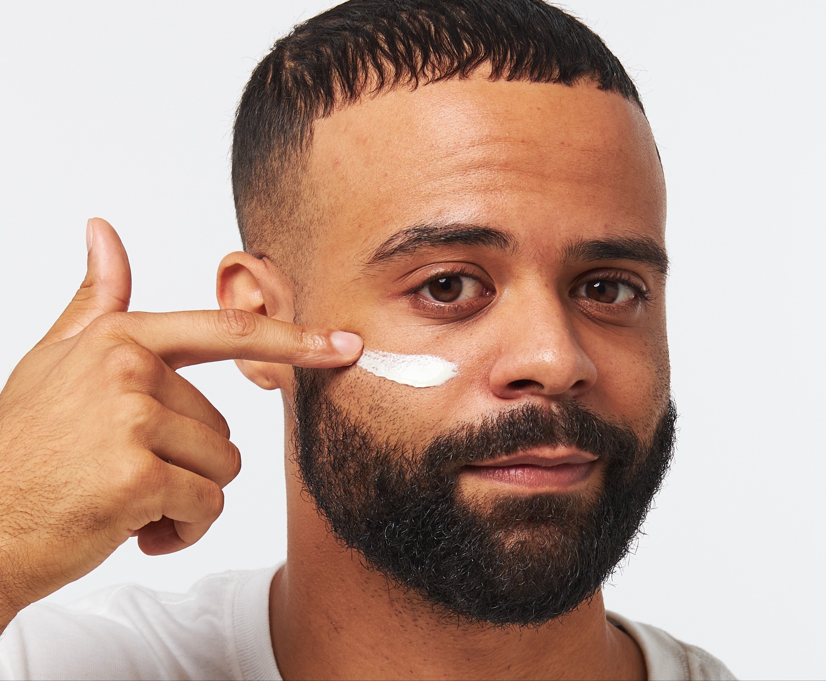 Pomade Acne Causes, Symptoms, and Treatment Apostrophe