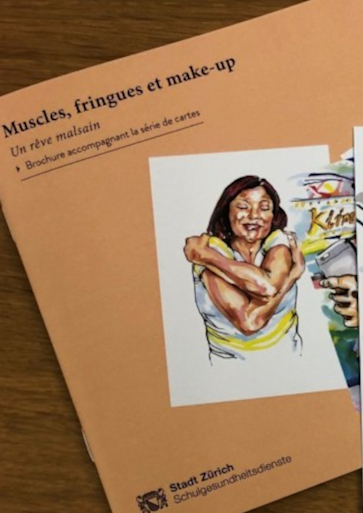 Titelbild Muskeln, Make-up und Klamotten DEUTSCH