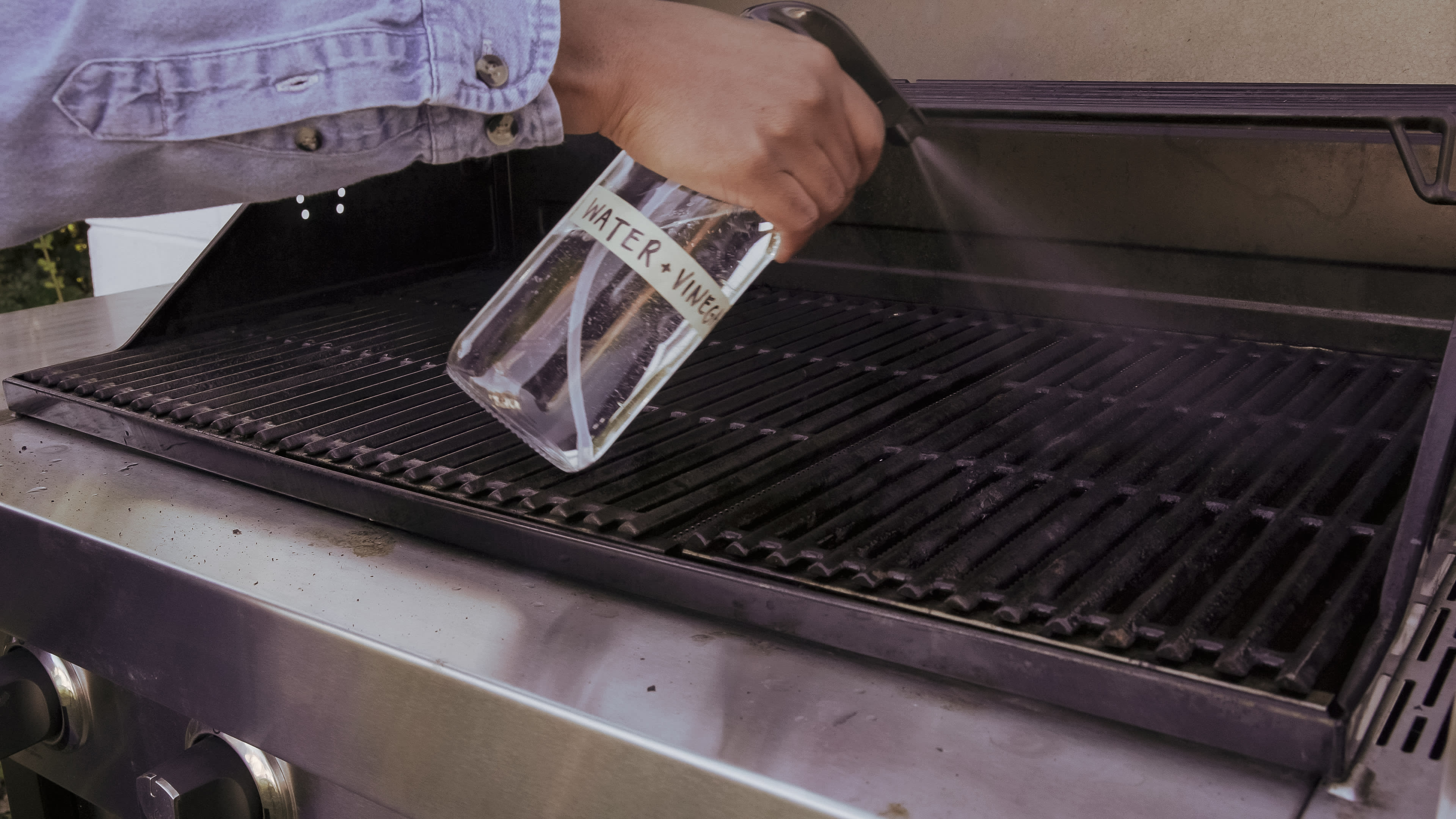 How to Deep Clean Your Grill and Grill Grates