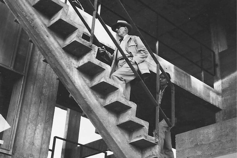 Blog_FeaturedImage_balkrishna-doshi-and-le-corbusier-a-collaboration-that-changed-architecture.png